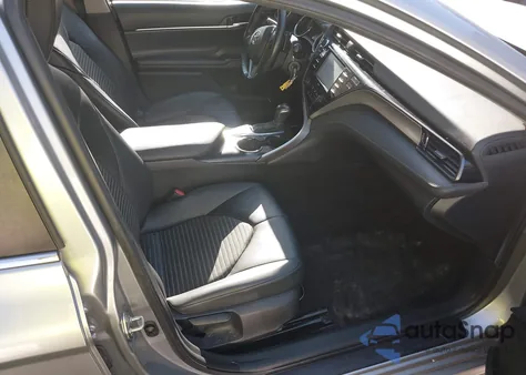 2020 Toyota Camry Se z USA, uszkodzony, nr VIN 4T1G11AK8LU905774